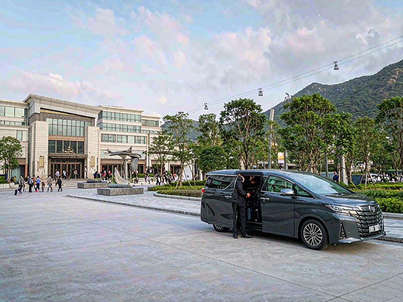 香港海洋公园包车 | HKGCB七座商务车:正门上下客、司机等候与亲子一日动线怎么排